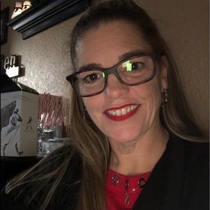 Meet your Posher, Marilou